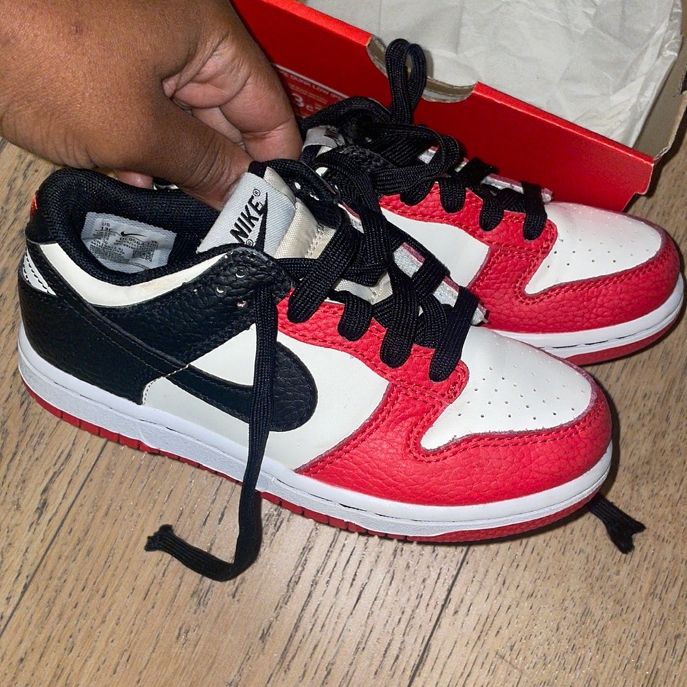 Kids nike dunk size 13 barley worn